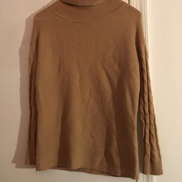 NWOT! Comfy Beige Cardigan Sweater - Picture 4 of 4